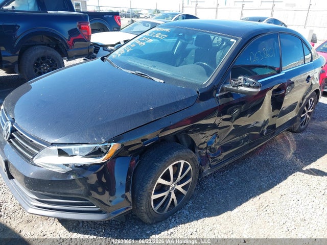 3VWB67AJ3GM400789 Volkswagen JETTA SE