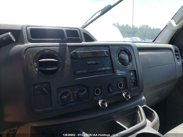 Продаж на аукціоні авто 2017 Ford Econoline E450 Super Duty Cutwy Van, vin: 1FDXE4FS4HDC51667, номер лоту: 12638652