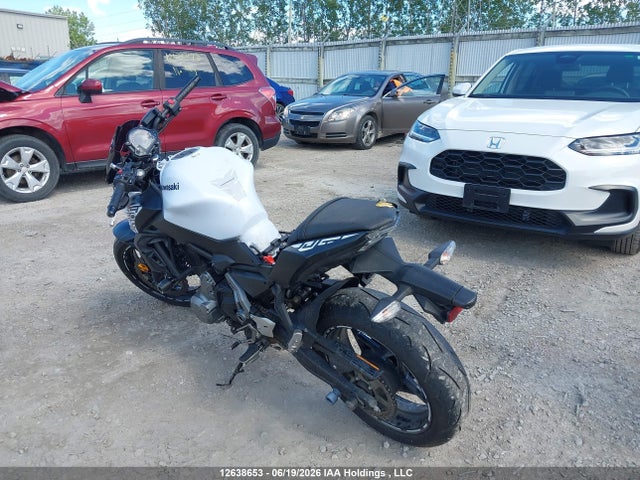 Kawasaki Er650 H 2019 JKAEREH12KDA38375 Image 3