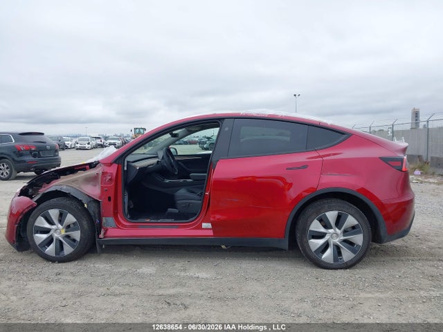 Tesla Model Y Long Range 2024 7SAYGDEE4RF006248 Image 15
