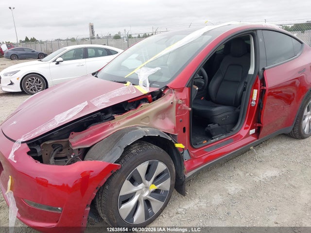 Tesla Model Y Long Range 2024 7SAYGDEE4RF006248 Image 6