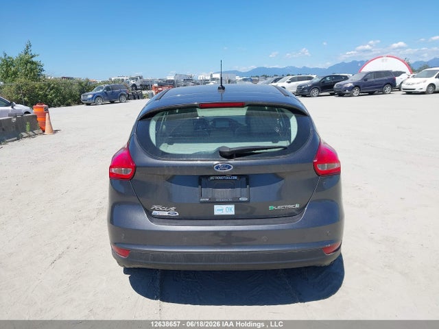 Ford FOCUS ELECTRIC 2017 1FADP3R49HL261180 Image 16