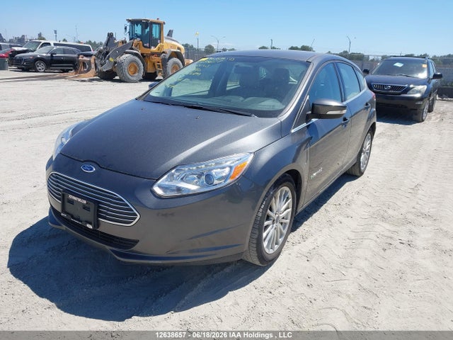 Ford FOCUS ELECTRIC 2017 1FADP3R49HL261180 Image 2