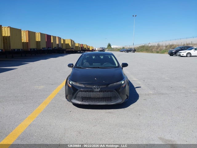 2021 Toyota Corolla Le მანქანა იყიდება აუქციონზე, vin: 5YFBPMBE5MP257686, აუქციონის ნომერი: 12638664