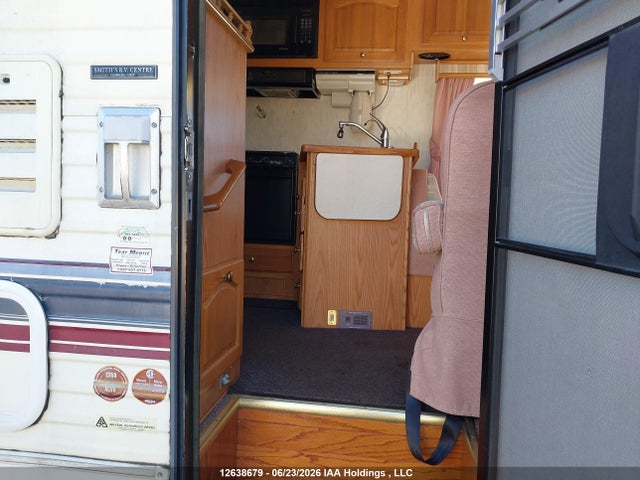 Продажа на аукционе авто 1994 Ford Econoline E350 Cutaway Van, vin: 1FDKE30G0RHA13754, номер лота: 12638679