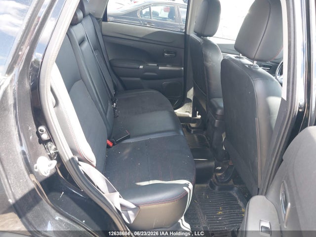 JA4AJVAW2NU604175 Mitsubishi RVR