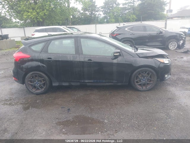12638729 :رقم المزاد ، 1FADP3K25GL286732 vin ، 2016 Ford Focus Se مزاد بيع