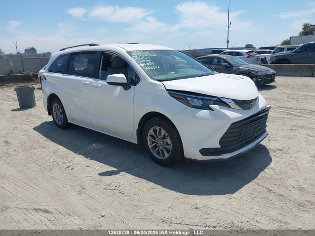 Toyota Sienna Le/xse/limited/platinum 2026 5TDGSKFC1TS249303 main image