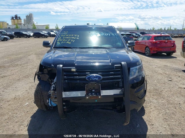 Ford Explorer Police Interceptor 2018 1FM5K8AR1JGB20731 Image 13