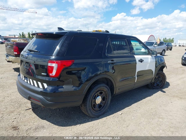 Ford Explorer Police Interceptor 2018 1FM5K8AR1JGB20731 Image 4