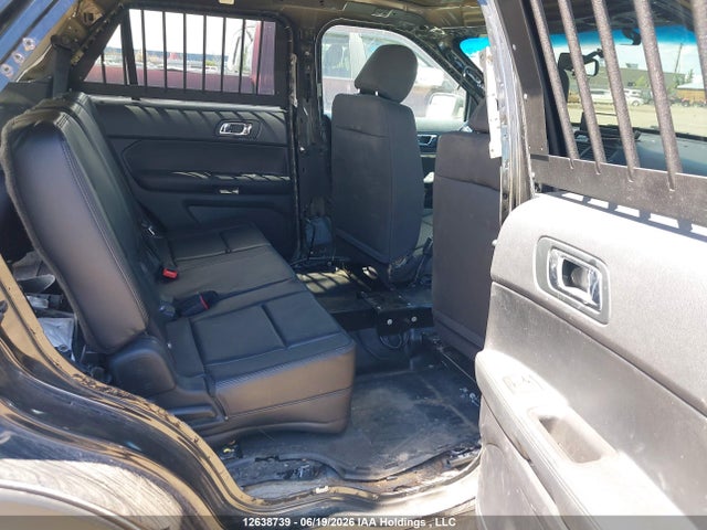 Ford Explorer Police Interceptor 2018 1FM5K8AR1JGB20731 Image 8