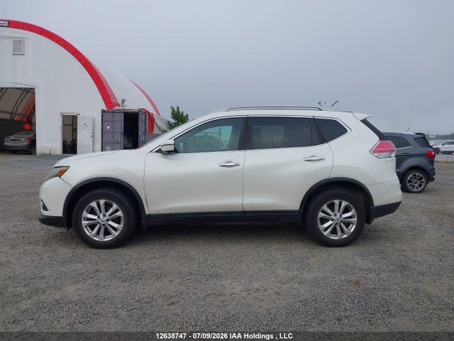 2016 Nissan Rogue S/sl/sv მანქანა იყიდება აუქციონზე, vin: 5N1AT2MV4GC881528, აუქციონის ნომერი: 12638747