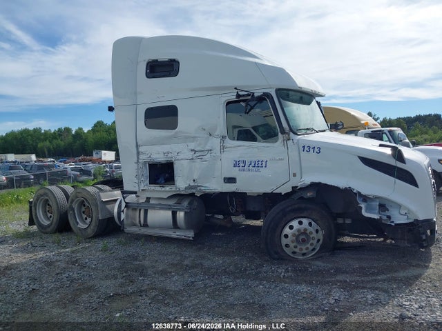 Продажа на аукционе авто 2022 Volvo Vnl, vin: 4V4NC9EH4NN291665, номер лота: 12638773