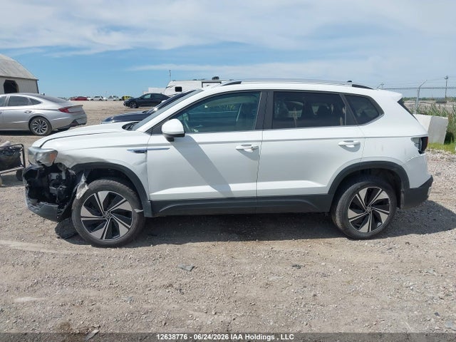Volkswagen TAOS SE 2023 3VVVX7B29PM360238 Image 14