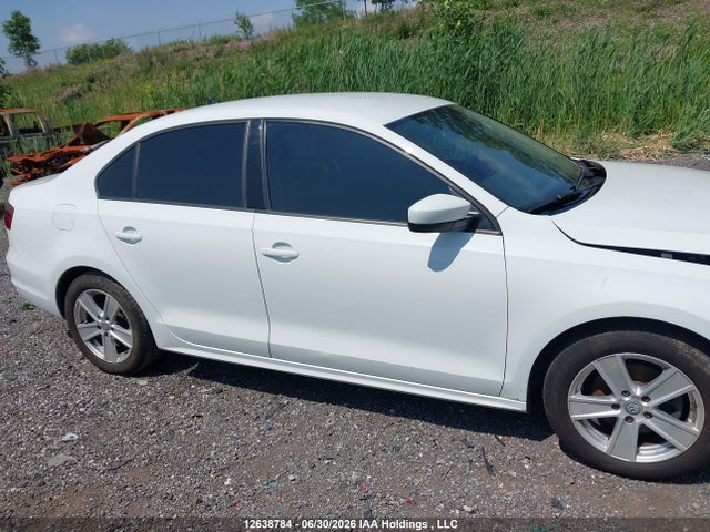 Продаж на аукціоні авто 2017 Volkswagen Jetta 1.4 Tsi Trendline+, vin: 3VW2B7AJ3HM375535, номер лоту: 12638784