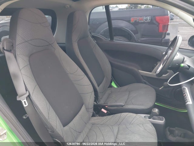 Продажа на аукционе авто 2016 Smart Fortwo Electric, vin: WMEEJ9AA0GK841993, номер лота: 12638794