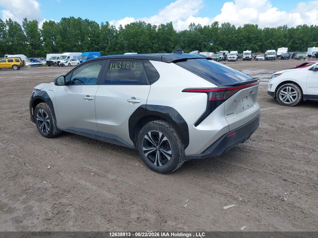 2023 Toyota Bz4x Xle/limited მანქანა იყიდება აუქციონზე, vin: JTMABACA7PA013275, აუქციონის ნომერი: 12638813