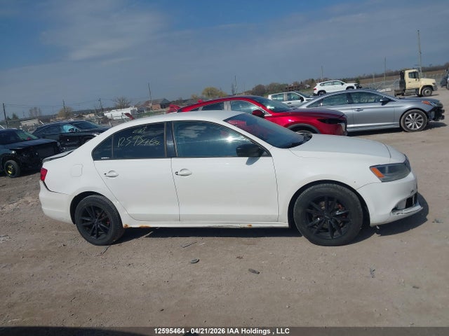12595464 :رقم المزاد ، 3VW2K7AJ9DM432881 vin ، 2013 Volkswagen Jetta 2.0l Trendline/2.0l Trendline+ مزاد بيع