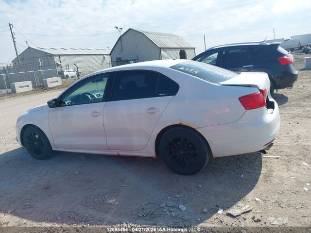 12595464 :رقم المزاد ، 3VW2K7AJ9DM432881 vin ، 2013 Volkswagen Jetta 2.0l Trendline/2.0l Trendline+ مزاد بيع