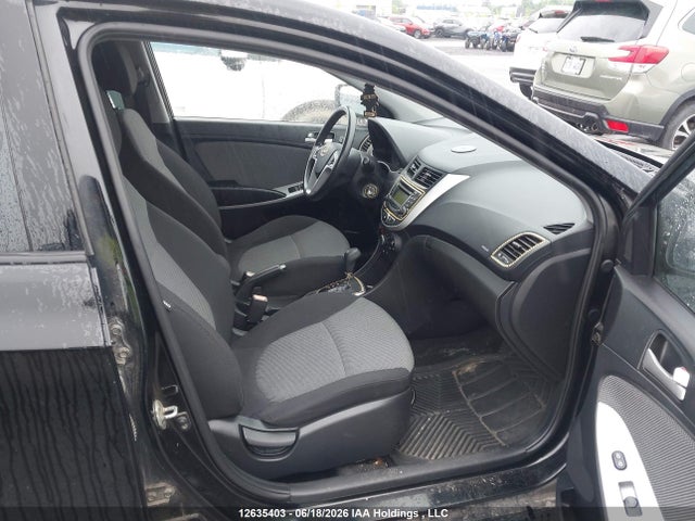 2012 Hyundai Accent Gl მანქანა იყიდება აუქციონზე, vin: KMHCT5AE5CU007465, აუქციონის ნომერი: 12635403