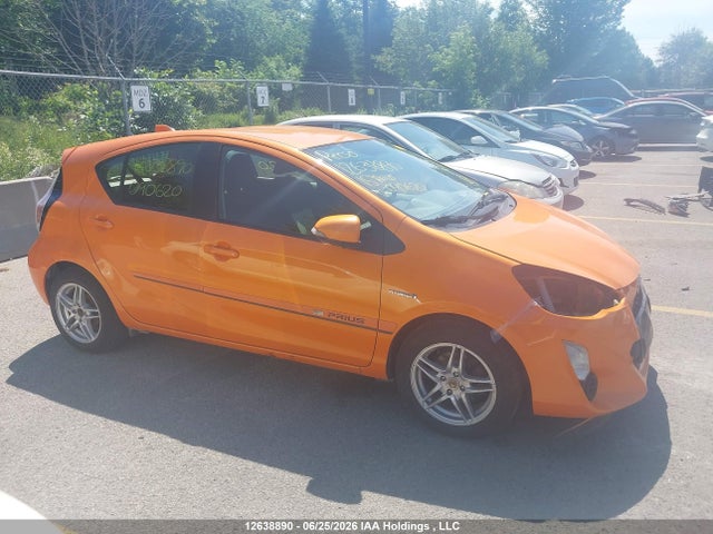 JTDKDTB34F1090620 Toyota PRIUS C