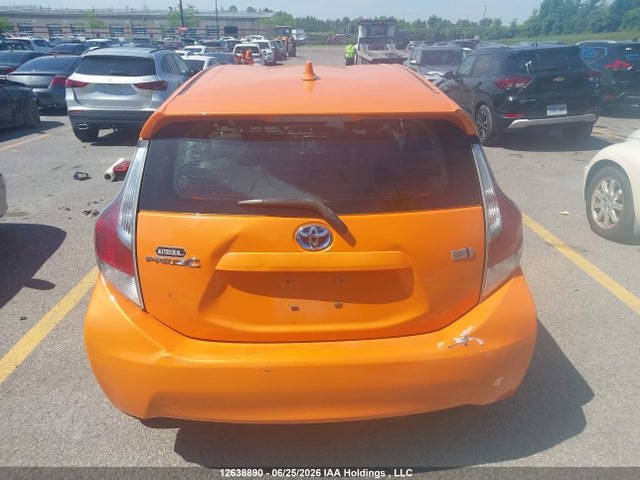 JTDKDTB34F1090620 Toyota PRIUS C