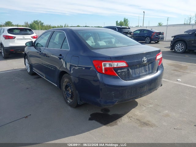 2014 Toyota Camry Le მანქანა იყიდება აუქციონზე, vin: 4T1BF1FK5EU781289, აუქციონის ნომერი: 12638911