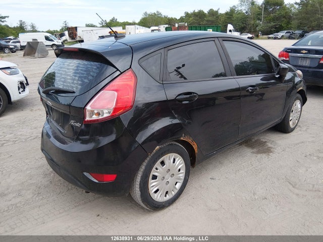 12638931 :رقم المزاد ، 3FADP4TJ7FM162700 vin ، 2015 Ford Fiesta S مزاد بيع