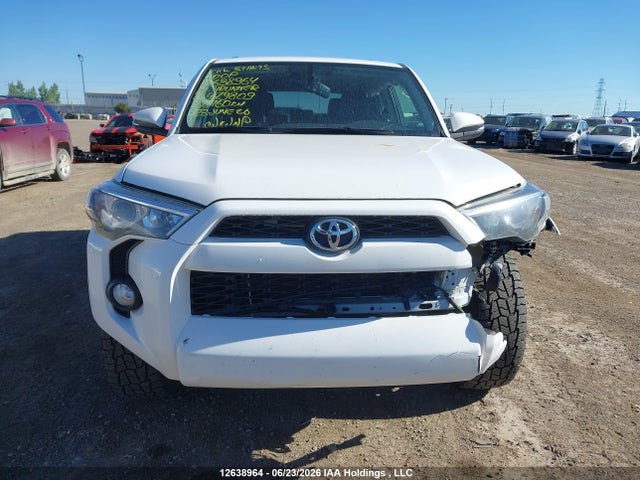 Toyota 4RUNNER SR5 2017 JTEBU5JR7H5479809 Image 13