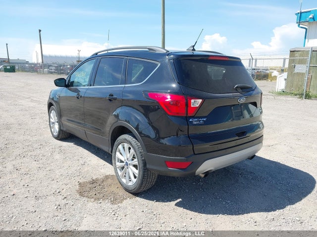12639011 :رقم المزاد ، 1FMCU9HD2KUA00053 vin ، 2019 Ford Escape Sel مزاد بيع