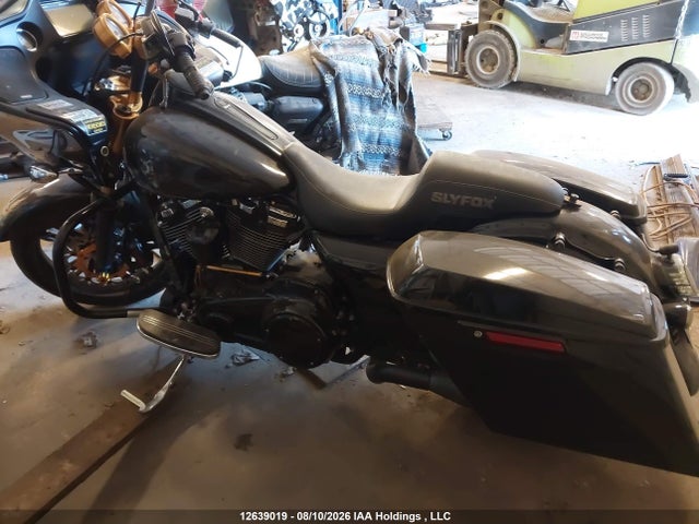 Harley-Davidson FLTRX 2020 5HD1KHC35LB646492 Image 13