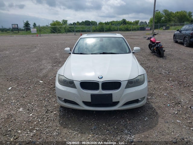 12639023 :رقم المزاد ، WBAPK7C50BF087503 vin ، 2011 Bmw 328 Xi مزاد بيع