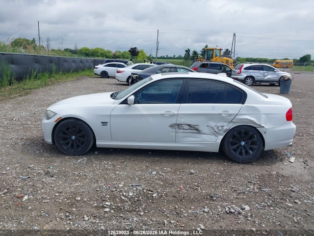 12639023 :رقم المزاد ، WBAPK7C50BF087503 vin ، 2011 Bmw 328 Xi مزاد بيع