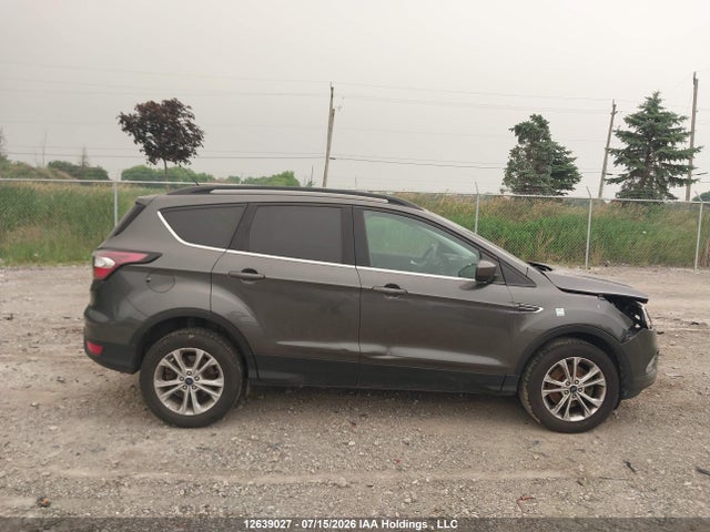 Продажа на аукционе авто 2017 Ford Escape Se, vin: 1FMCU9G99HUA16997, номер лота: 12639027