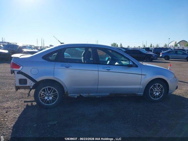 12639037 :رقم المزاد ، 1FAHP3FN2AW240688 vin ، 2010 Ford Focus Se مزاد بيع