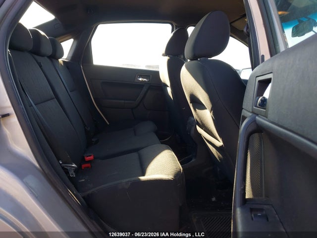 12639037 :رقم المزاد ، 1FAHP3FN2AW240688 vin ، 2010 Ford Focus Se مزاد بيع
