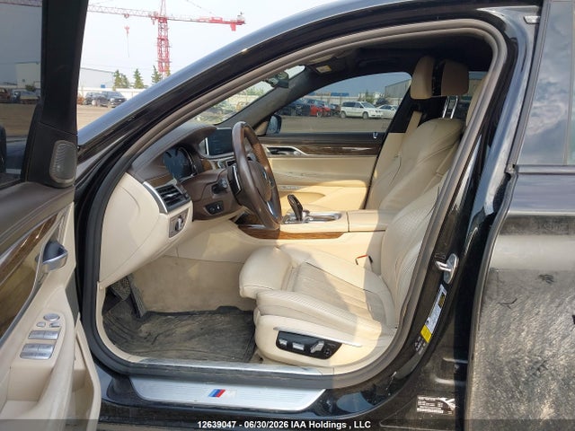 WBA7B0C57GGF92286 BMW 750i Xdrive