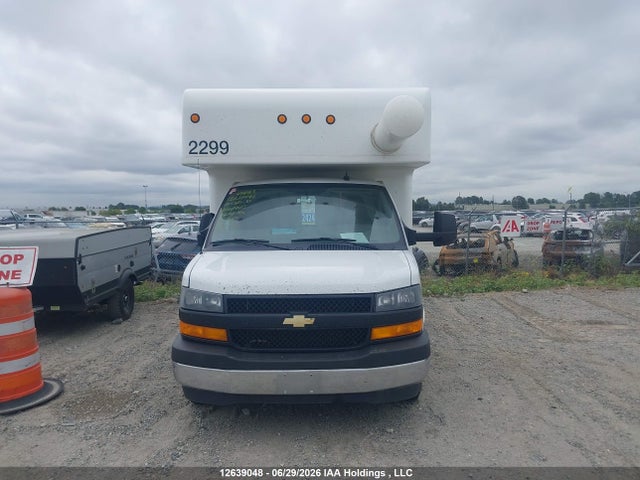1HA3GTC7XNN009765 Chevrolet EXPRESS G3500