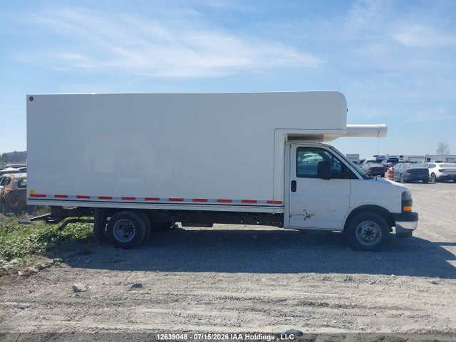 1HA3GTC7XNN009765 Chevrolet EXPRESS G3500