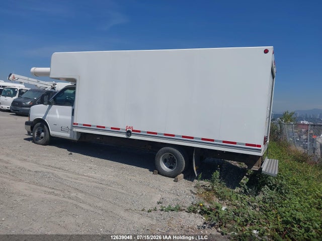 1HA3GTC7XNN009765 Chevrolet EXPRESS G3500