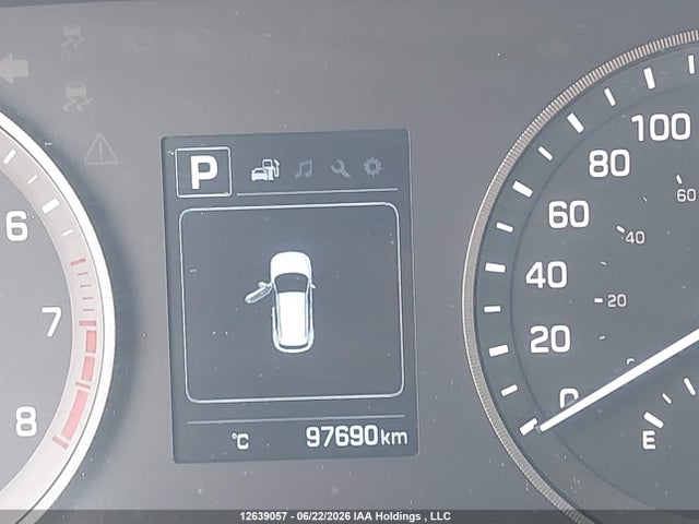 2018 Hyundai Tucson Limited/sport And Eco/se მანქანა იყიდება აუქციონზე, vin: KM8J3CA24JU639050, აუქციონის ნომერი: 12639057