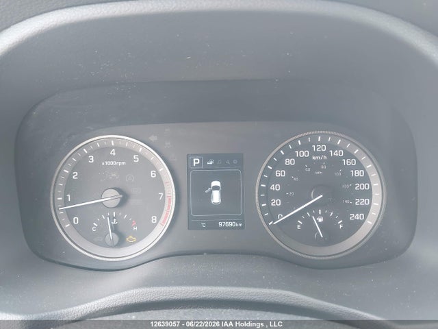 2018 Hyundai Tucson Limited/sport And Eco/se მანქანა იყიდება აუქციონზე, vin: KM8J3CA24JU639050, აუქციონის ნომერი: 12639057