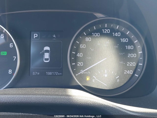 KMHD84LF3HU374409 Hyundai ELANTRA GL