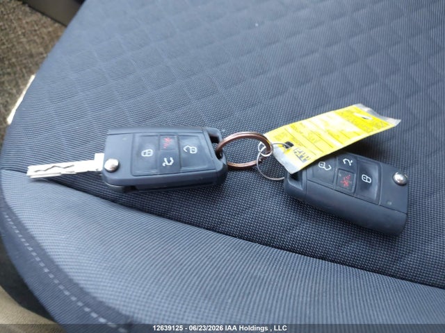 3VV1B7AX0KM062440 Volkswagen TIGUAN S