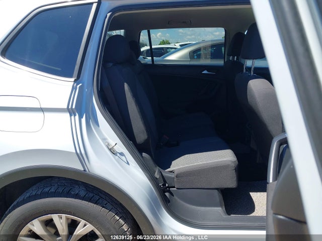 3VV1B7AX0KM062440 Volkswagen TIGUAN S