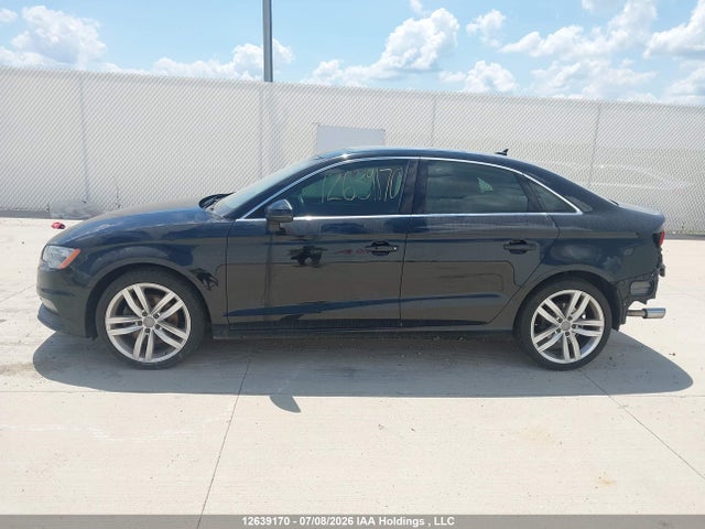 WAUB8GFFXG1112764 Audi A3 PREMIUM