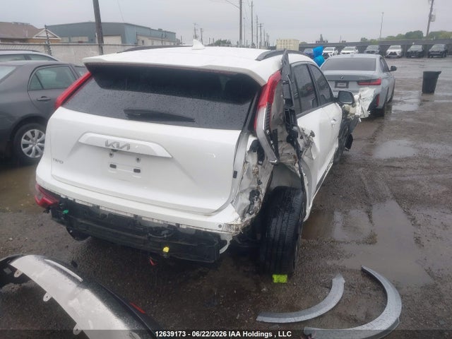 Продаж на аукціоні авто 2024 Kia Niro Ev Wave/wave W/snow White Pearl   Grey Exterior, vin: KNDCT3L18R5110286, номер лоту: 12639173