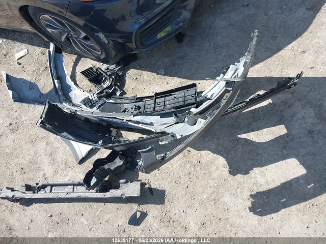 2025 Kia Niro მანქანა იყიდება აუქციონზე, vin: KNDCP3LE5S5288010, აუქციონის ნომერი: 12639177