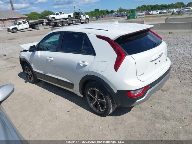 2025 Kia Niro მანქანა იყიდება აუქციონზე, vin: KNDCP3LE5S5288010, აუქციონის ნომერი: 12639177