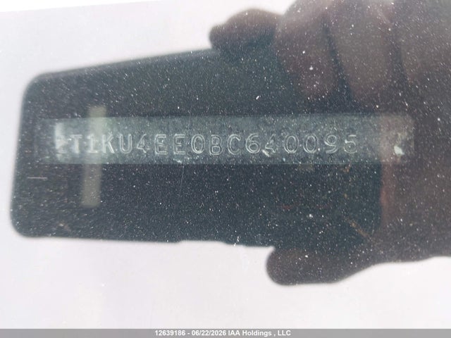 2011 Toyota Matrix მანქანა იყიდება აუქციონზე, vin: 2T1KU4EE0BC640095, აუქციონის ნომერი: 12639186